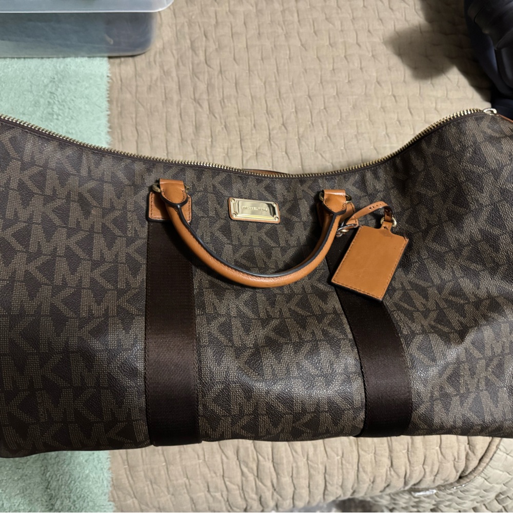 Michael Kors Gray and Brown Interior Lining